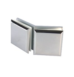 [B256] Clip cuadrado unión  vidrios a 135º (corte)